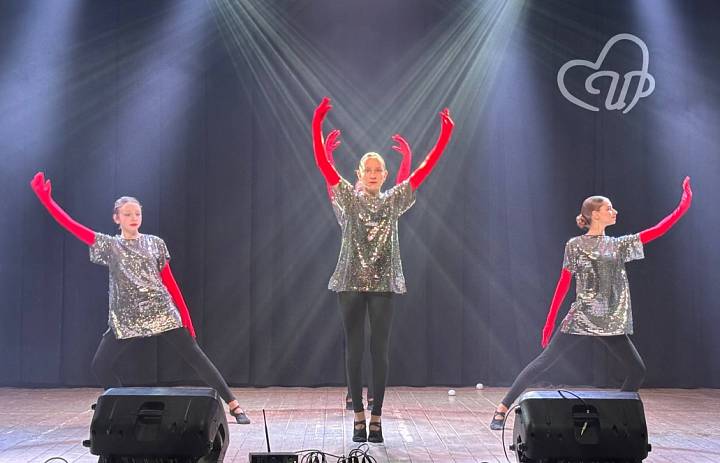 Блистательные концерты и душевный квартирник: Итоги недели в МБУ КДЦ «Мир»