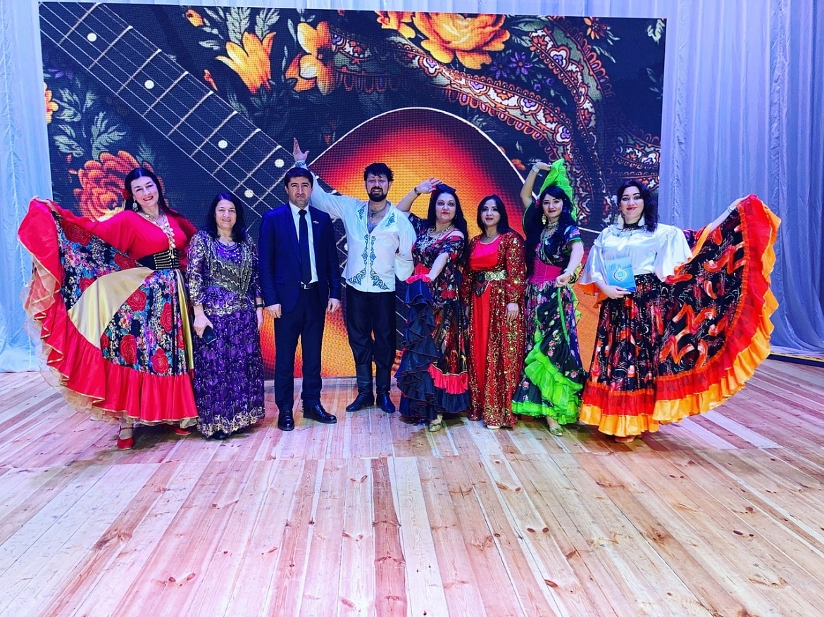 Ансамбль цыганской песни и танца «Чергэнори» принял участие в Этнокультурном фестивале «Единство через культуру»